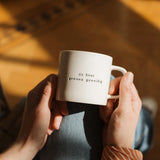 Beker - Jij bent gewoon geweldig - mok in handen met tekst, lifestyle foto | Fantastic Gifts